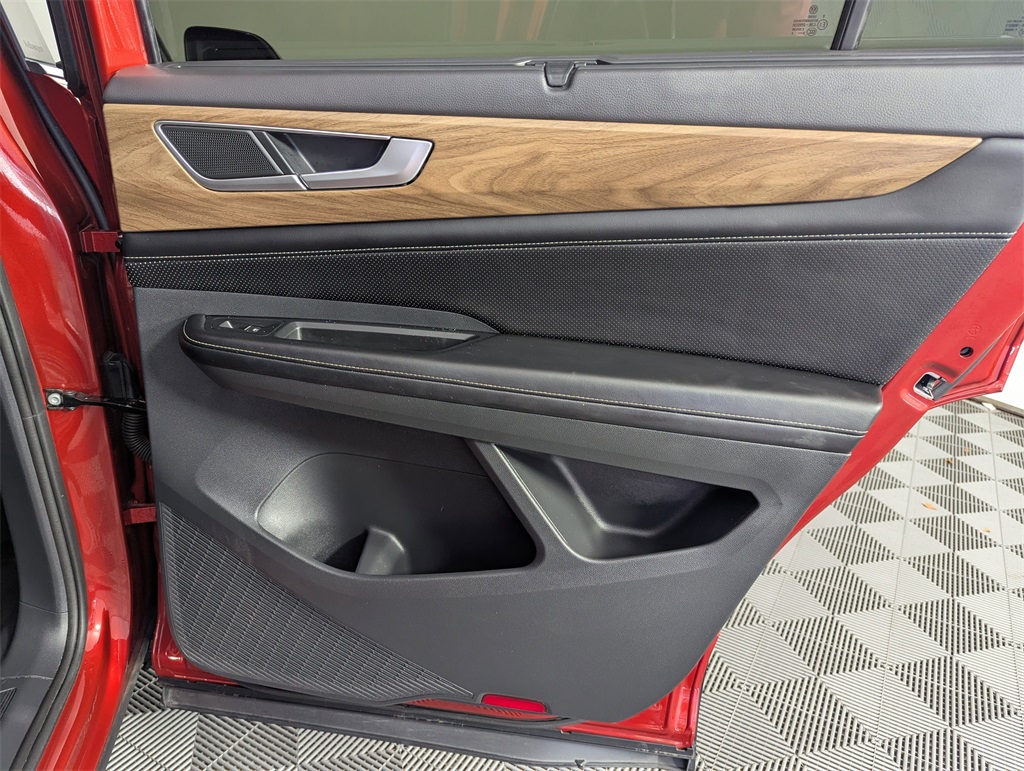 2024 Volkswagen Atlas SE Technology photo 30