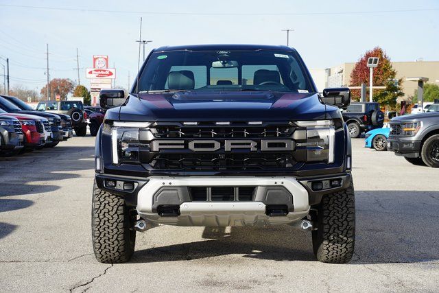2025 FORD F-150 - Image 32