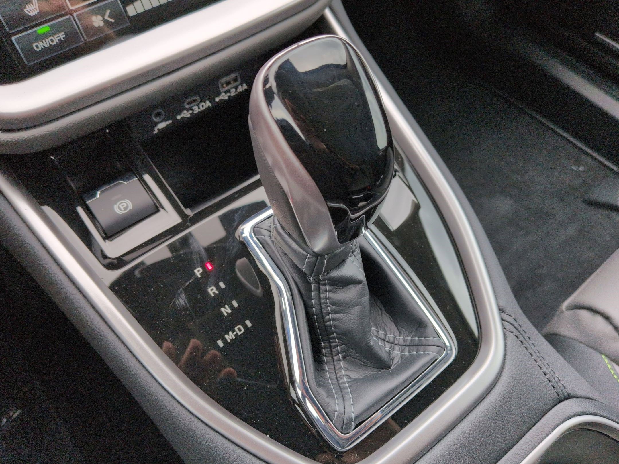 2025 Subaru Outback Onyx Edition XT photo 10