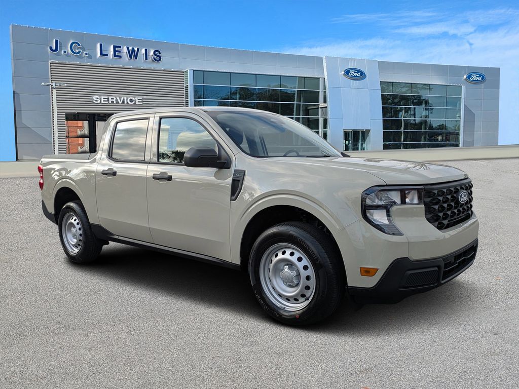 2025 Ford Maverick XL's photo