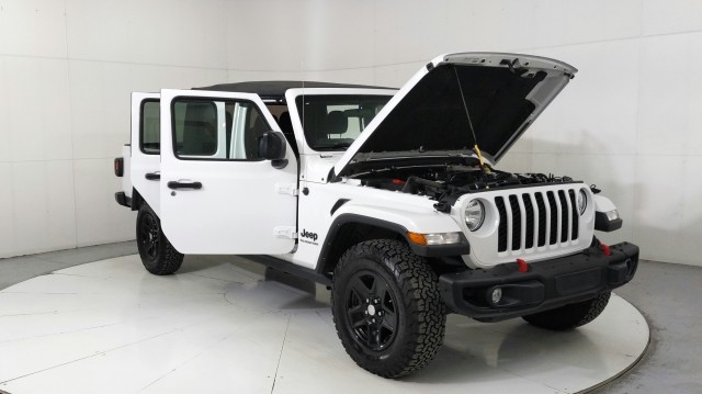 Used 2022 WHITE Jeep Sport S image 12