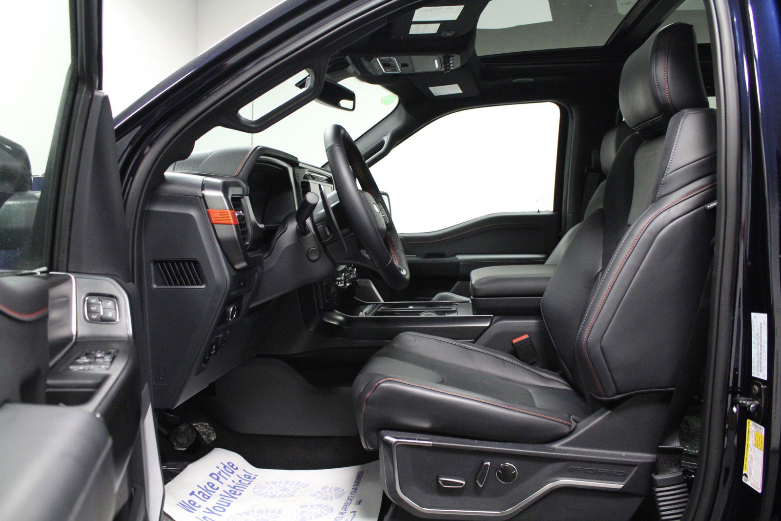 2025 Ford F-150 Raptor photo 10
