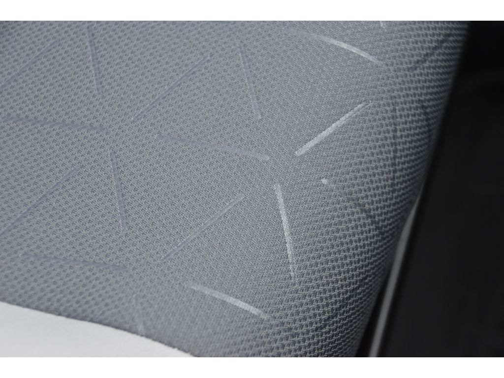2020 Toyota RAV4 XLE photo 30