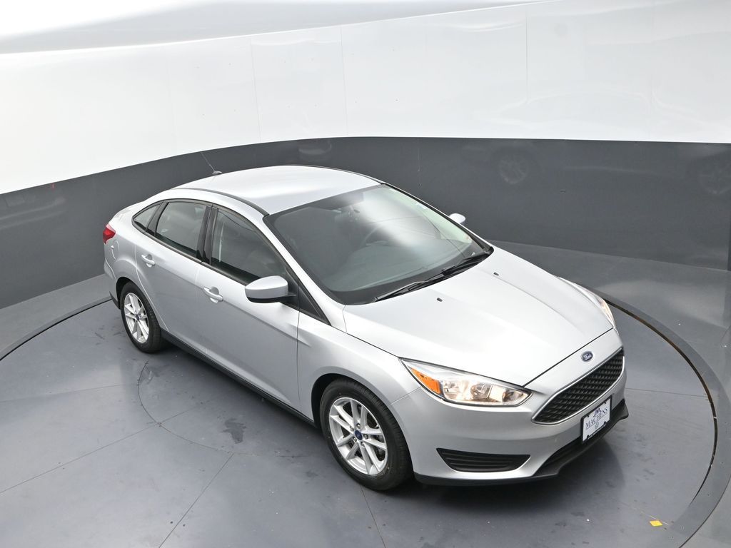 2018 Ford Focus SE photo 10