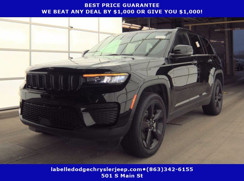 2023 Jeep Grand Cherokee Altitude's photo