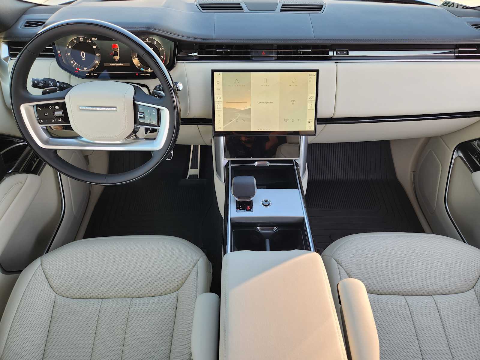 2025 Land Rover Range Rover SE photo 23