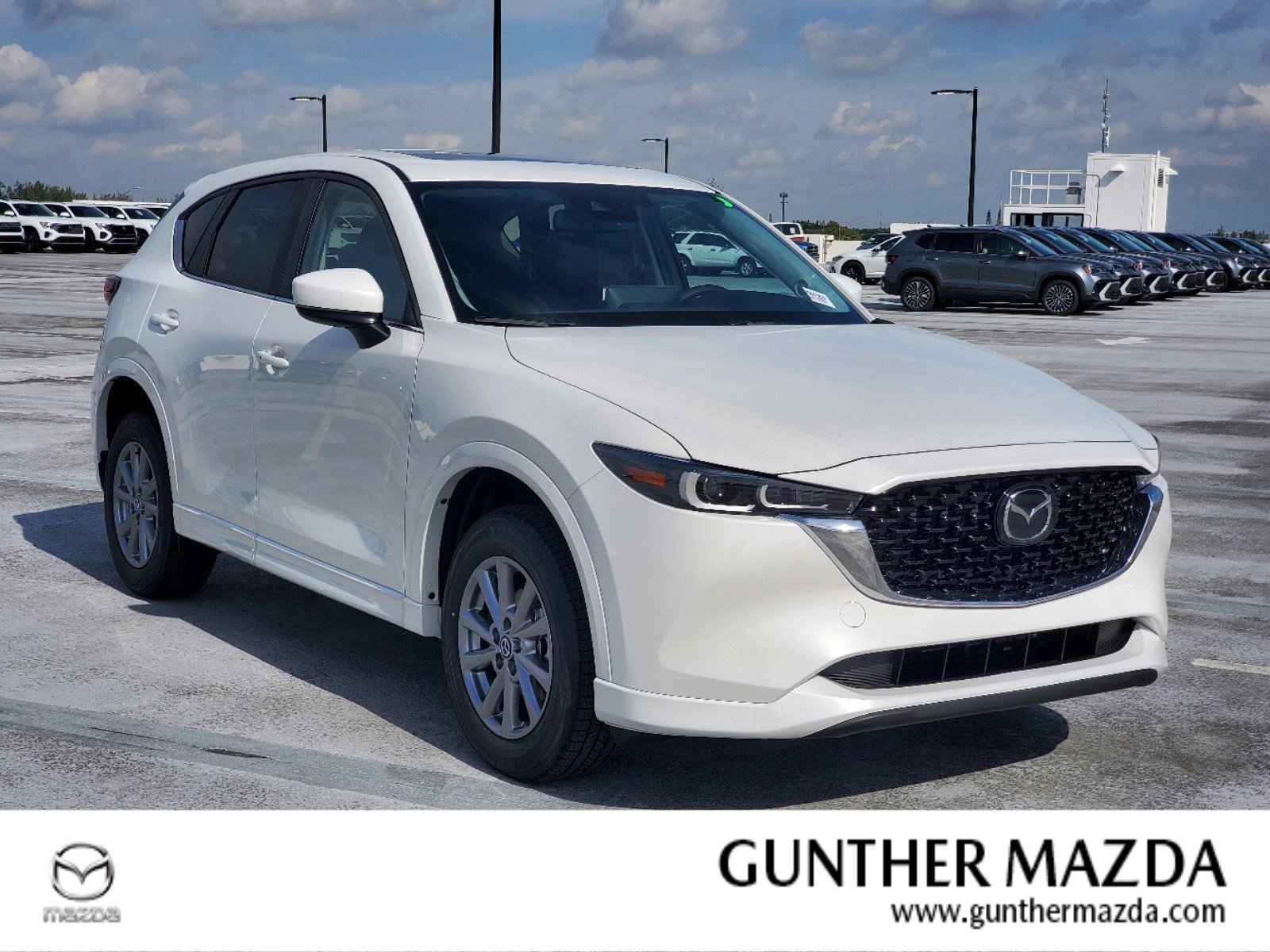2025 Mazda CX-5 S Preferred package's photo