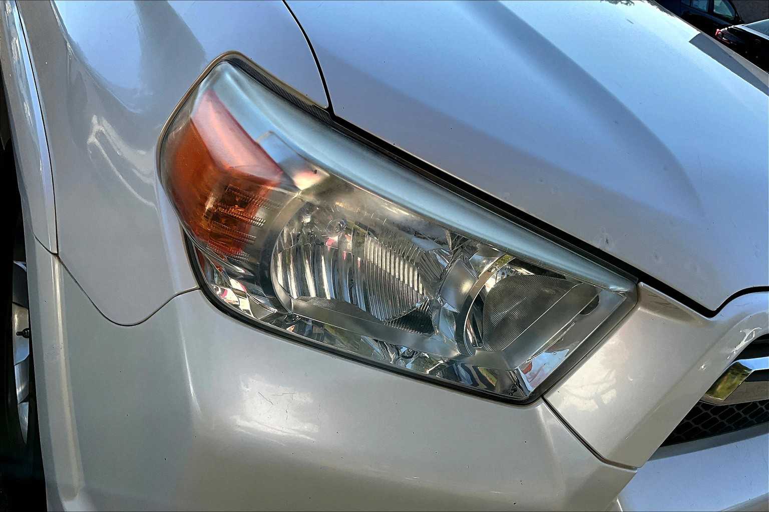 2012 Toyota 4Runner SR5 photo 25