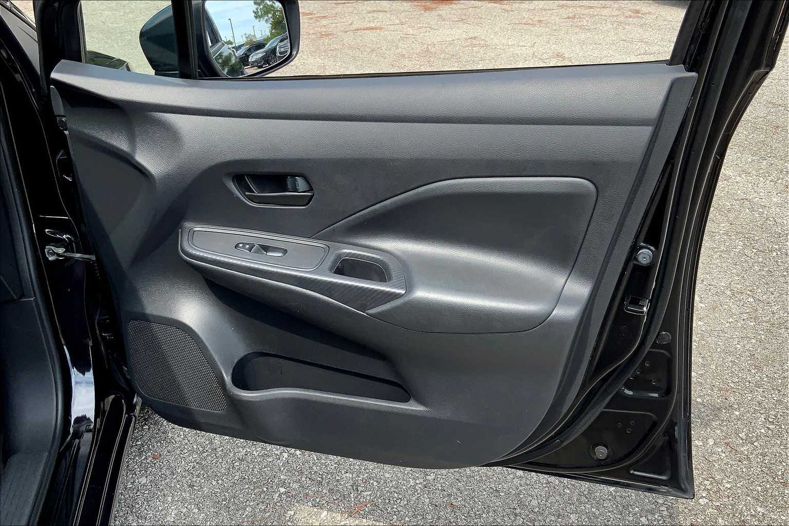 2020 Nissan Versa S photo 20