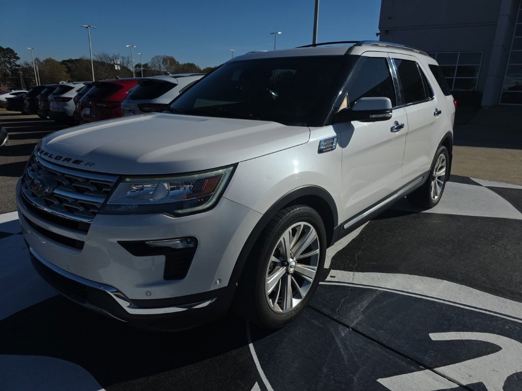 2018 Ford Explorer Limited's photo