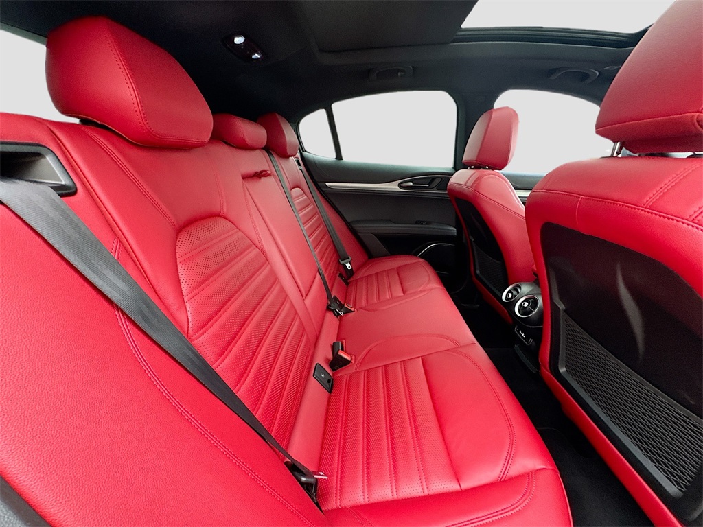 2022 Alfa Romeo Stelvio Ti Sport photo 28