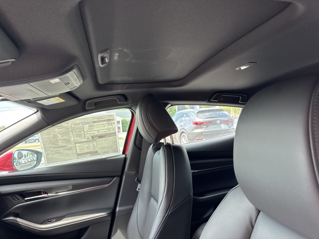 2025 Mazda Mazda3 Hatchback 2.5 s Preferred photo 11