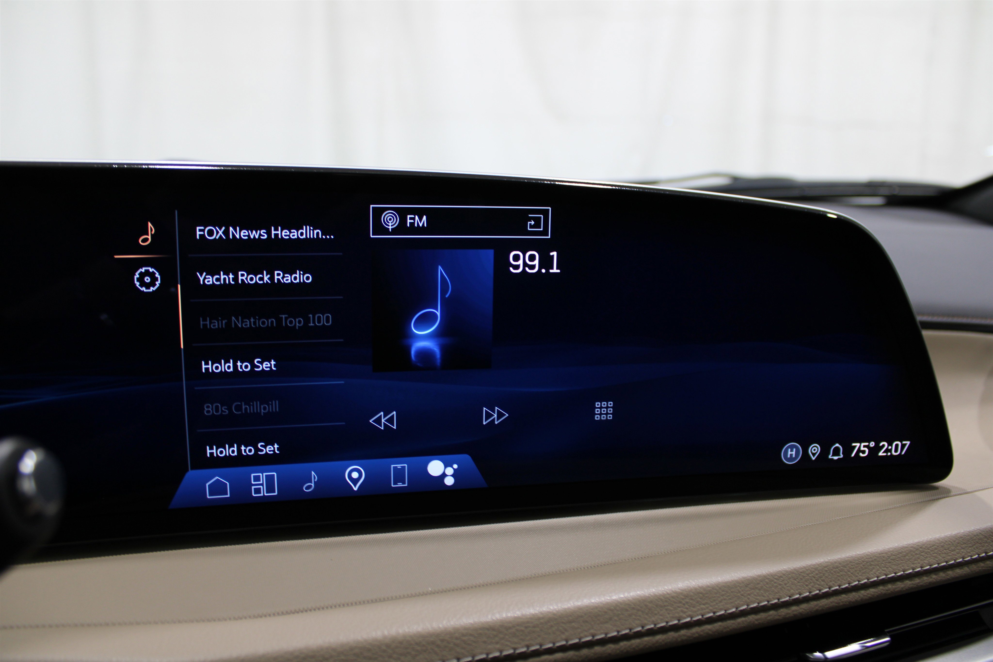 2024 Cadillac XT4 Luxury photo 11