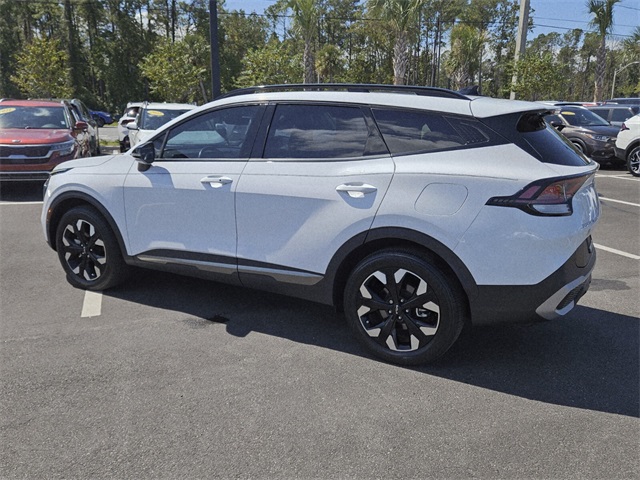 2023 Kia Sportage X-Line photo 2