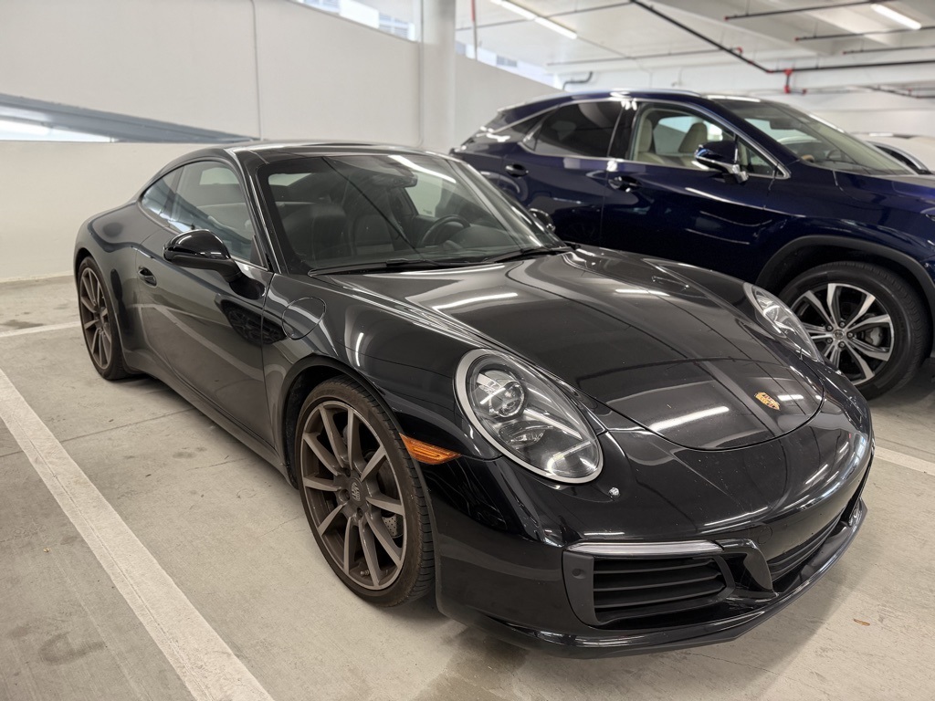 2017 Porsche 911 Carrera's photo