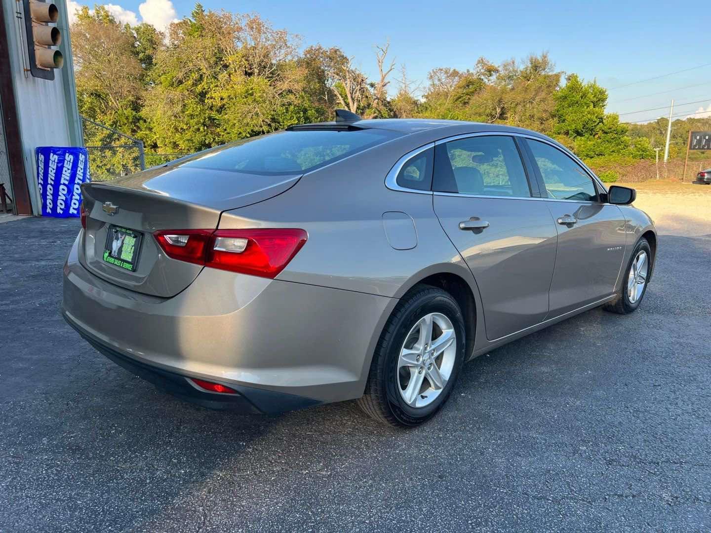 Used 2022 Chevrolet Malibu 1FL with VIN 1G1ZC5ST2NF143936 for sale in Palestine, TX
