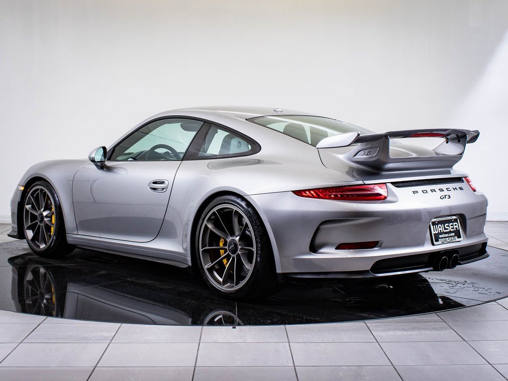 2014 Porsche 911 GT3 photo 3
