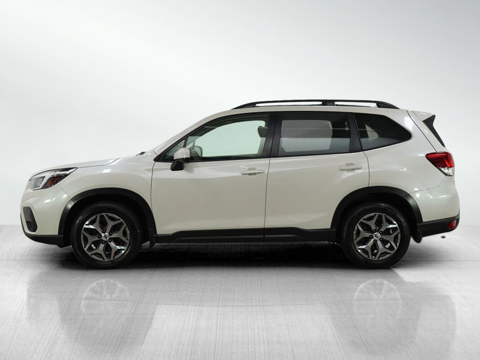 2019 Subaru Forester Premium photo 2