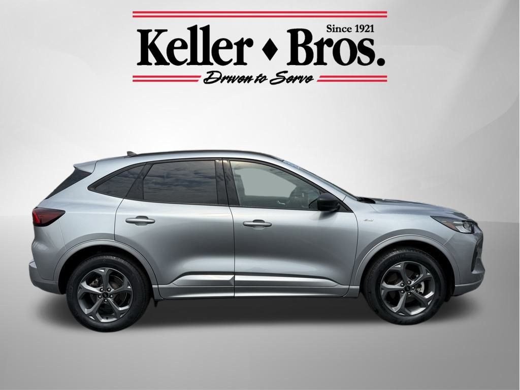 2023 Ford Escape ST-Line photo 8