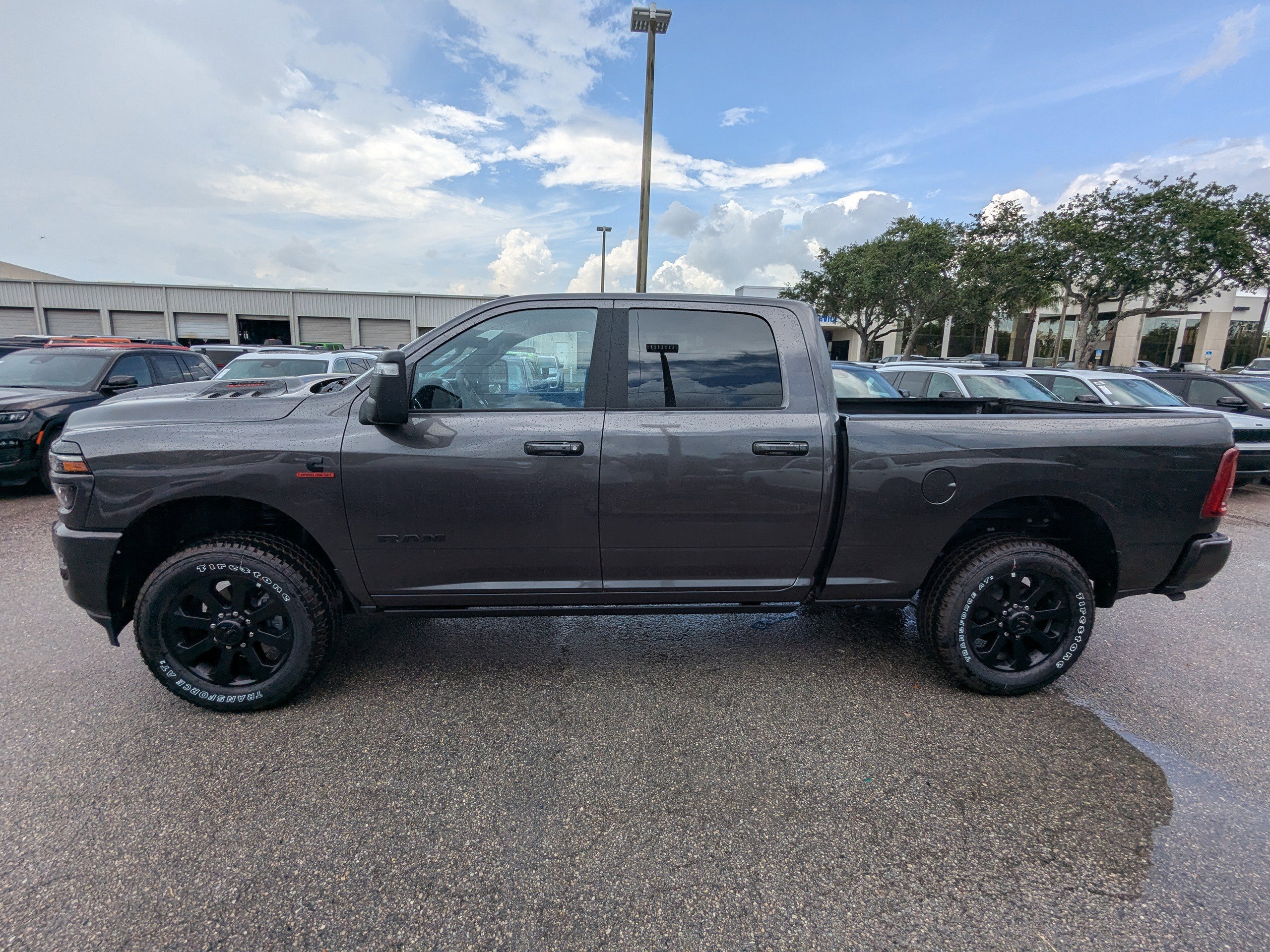2025 Ram 2500 Laramie photo 6