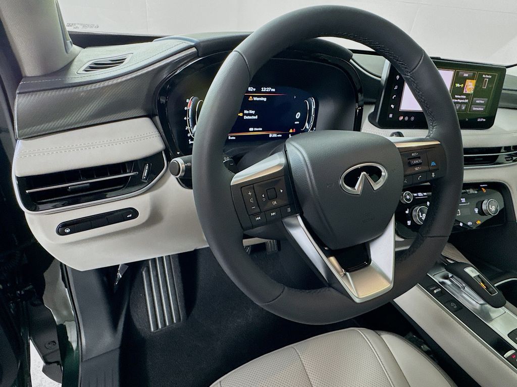 2026 Infiniti QX60 Luxe photo 11