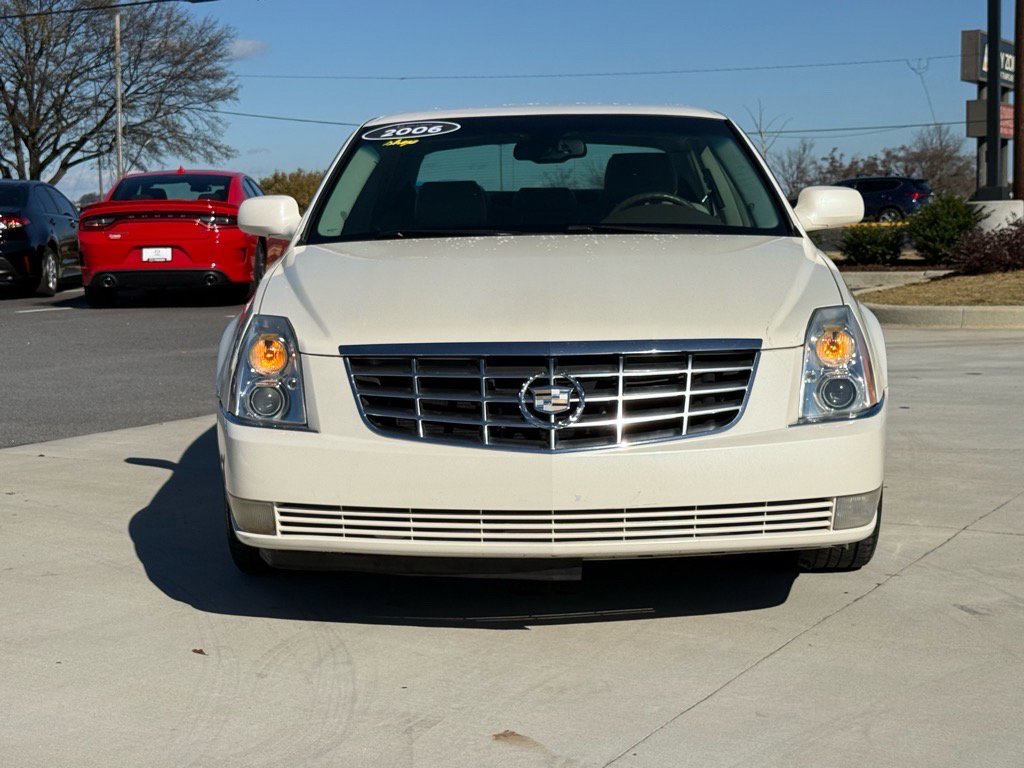 2006 Cadillac DTS photo 2