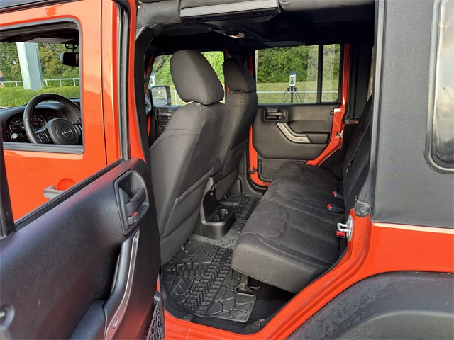 2015 Jeep Wrangler Unlimited Sport photo 11