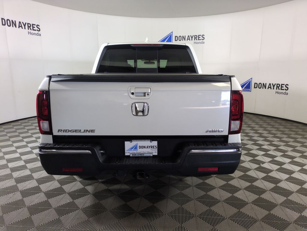 2019 Honda Ridgeline RTL photo 3