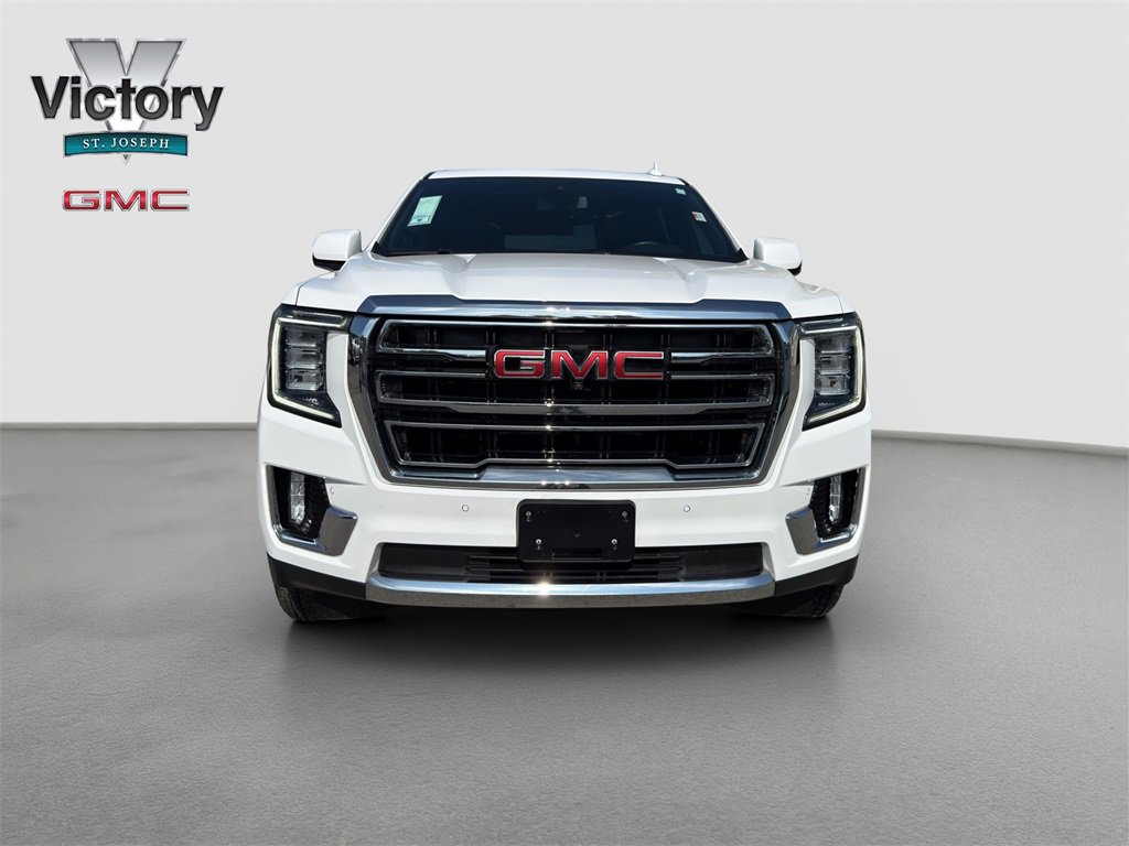 2024 Gmc Yukon XL SLT photo 3