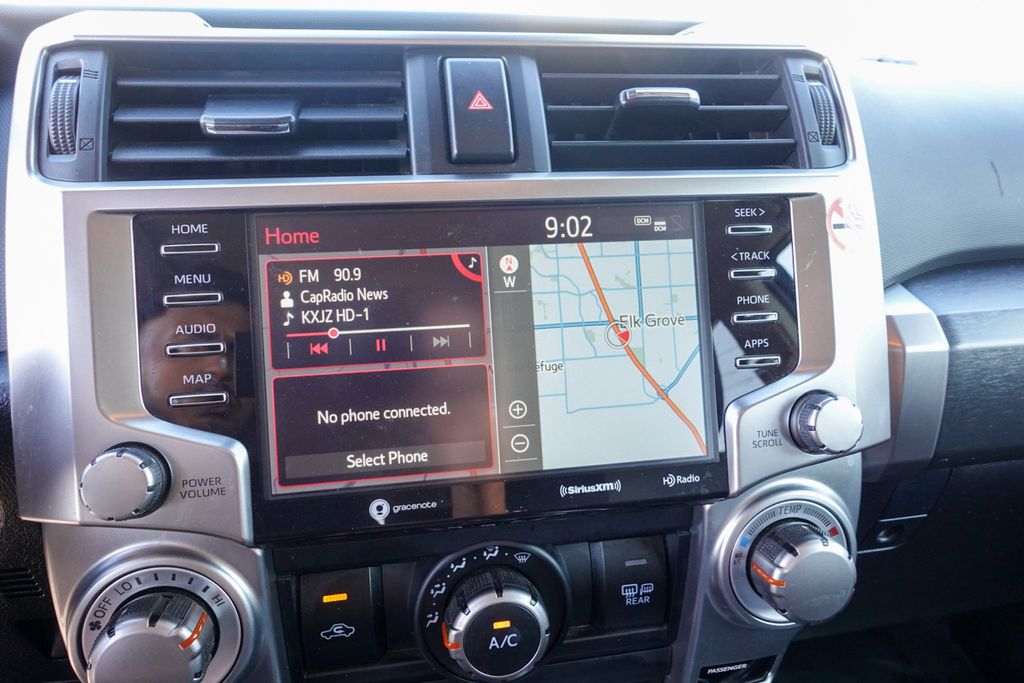 2023 Toyota 4Runner SR5 Premium photo 19