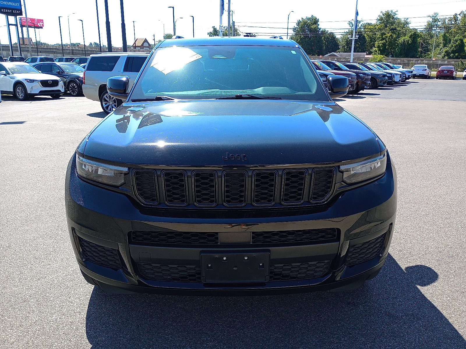 2021 Jeep Grand Cherokee Altitude photo 3