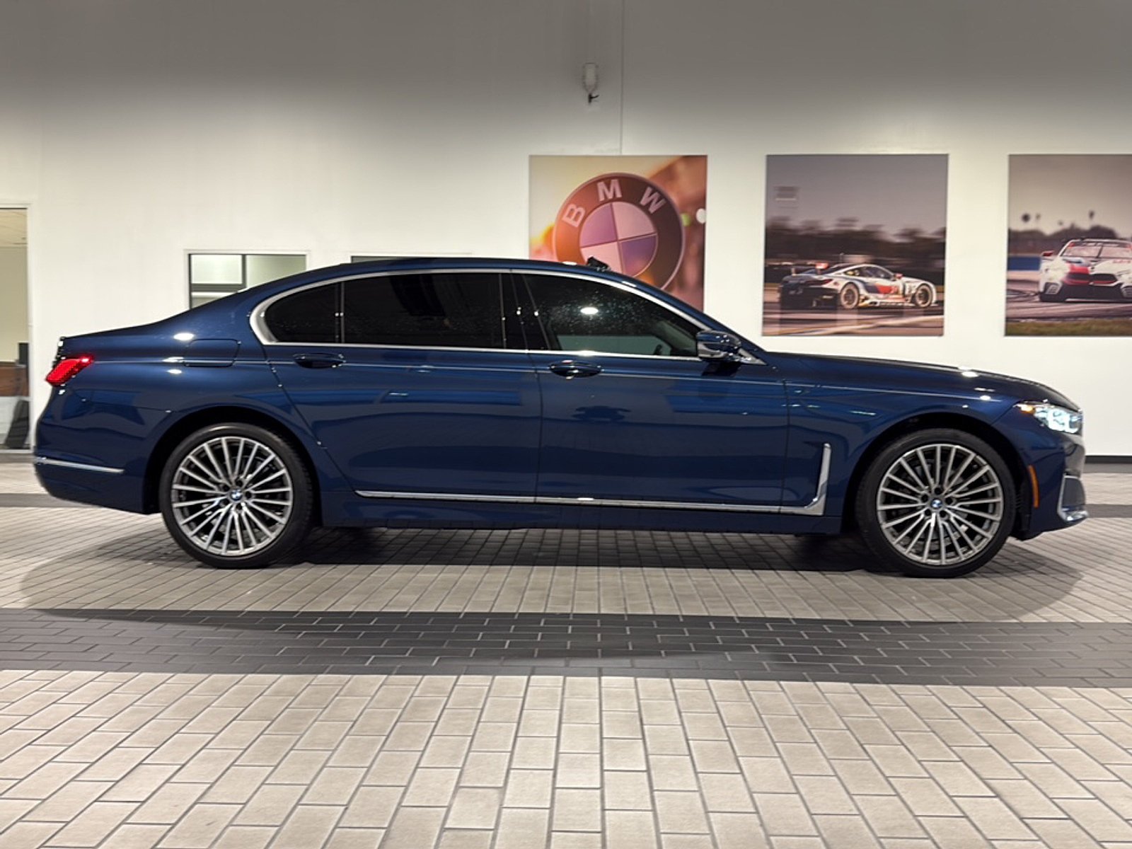 2022 Bmw 740i photo 3