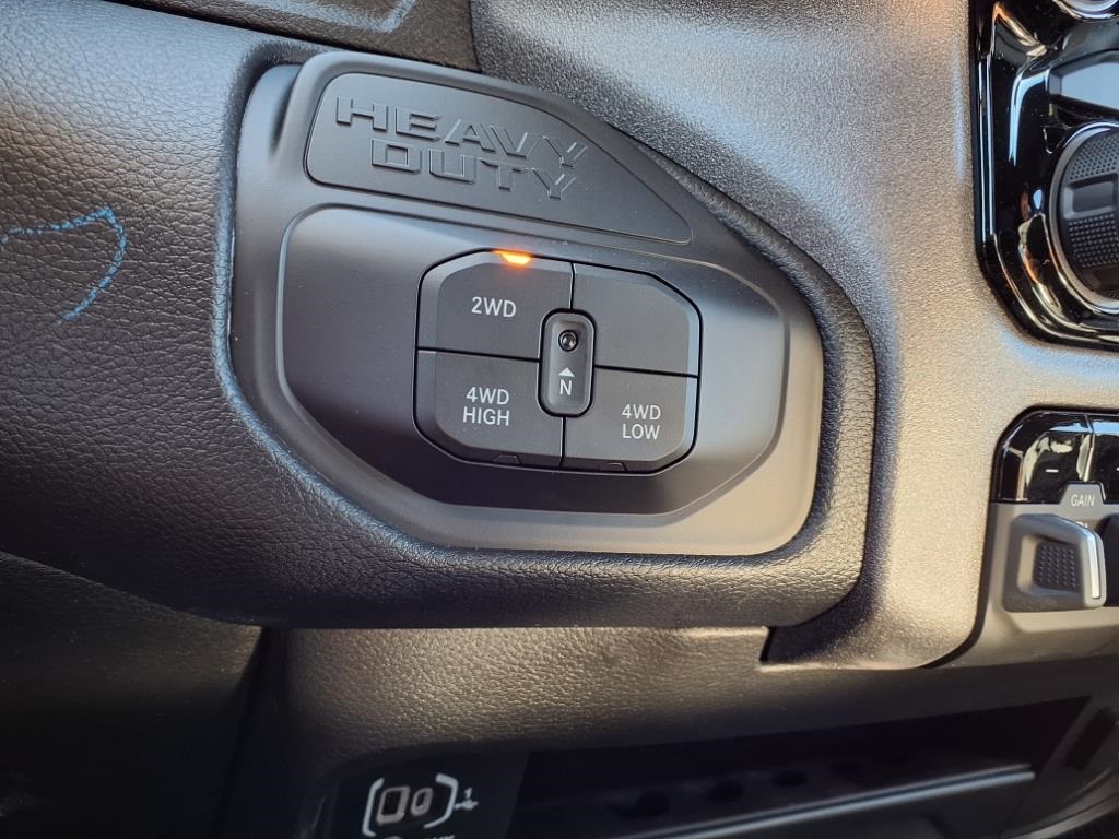 2026 Ram 3500 Tradesman photo 16