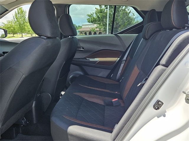 2020 Nissan Kicks SR photo 5