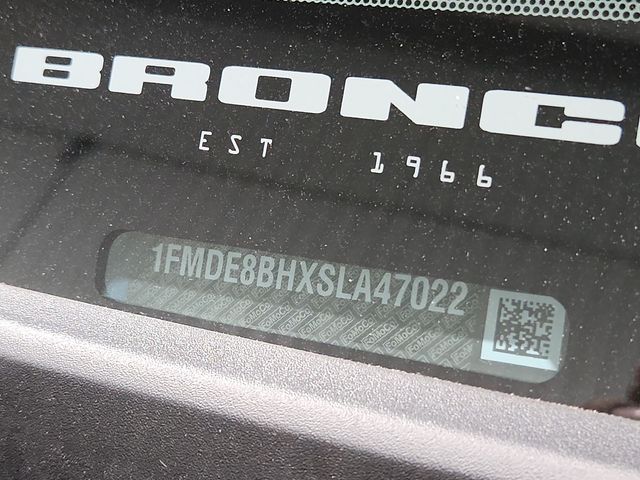2025 Ford Bronco Outer Banks photo 8