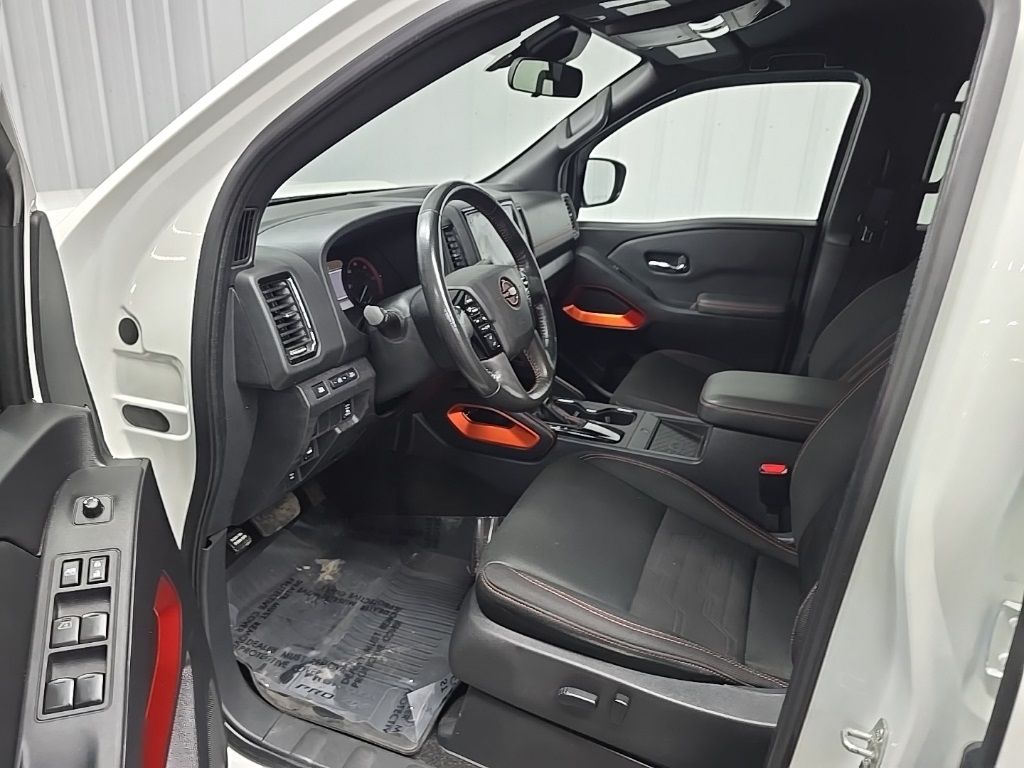 2022 Nissan Frontier PRO-4X photo 26