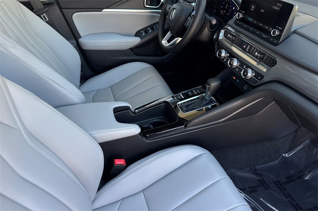2025 Acura Integra Base photo 16