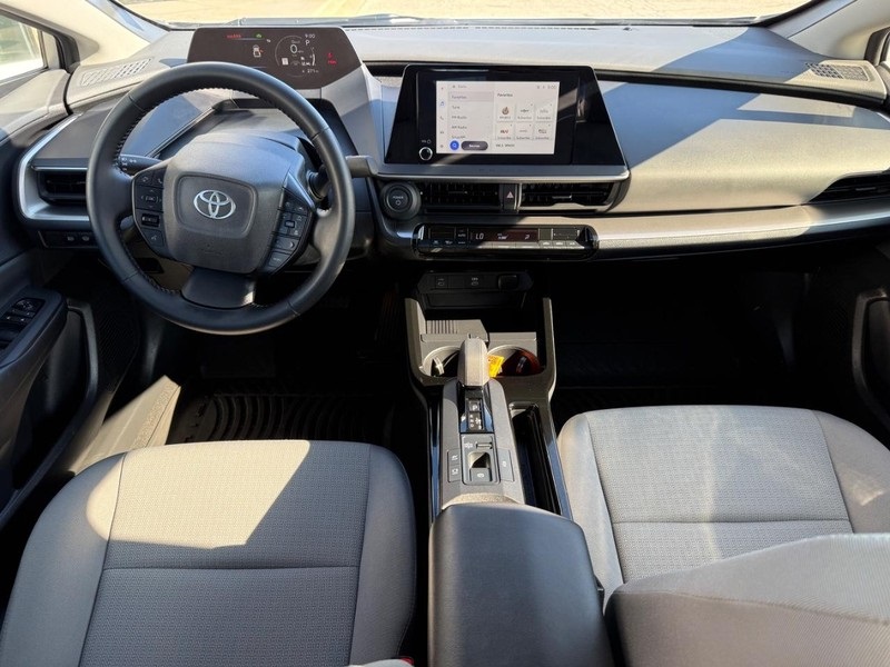 2024 Toyota Prius LE photo 13