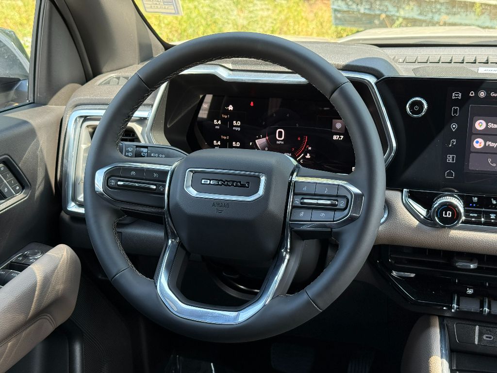 2026 Gmc Canyon Denali photo 37