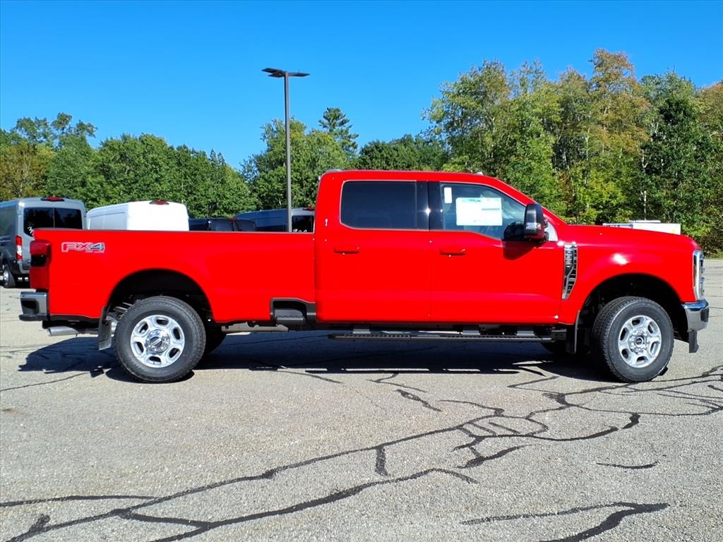 2026 Ford F-350 photo 2