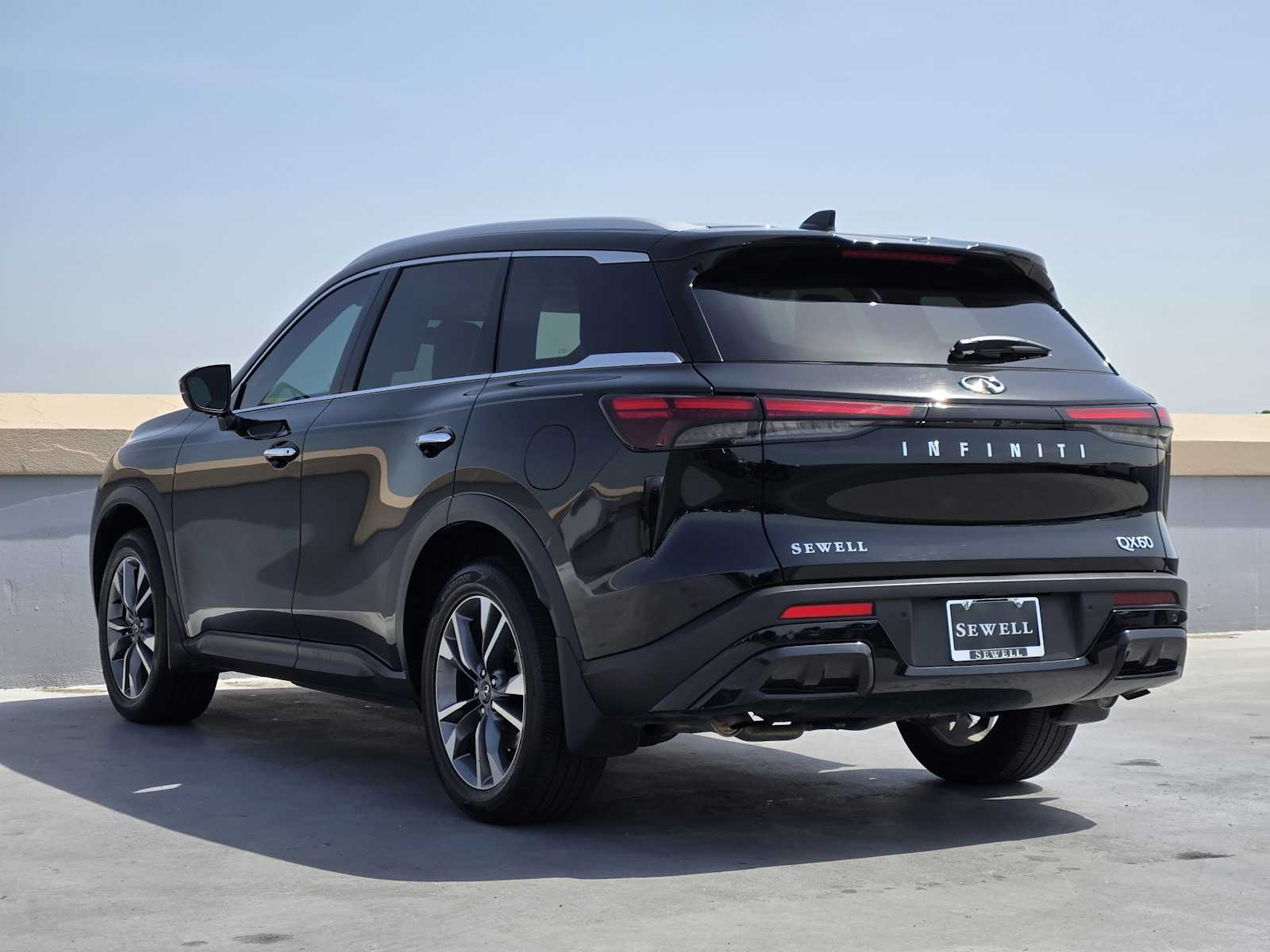 2026 Infiniti QX60 Pure photo 3