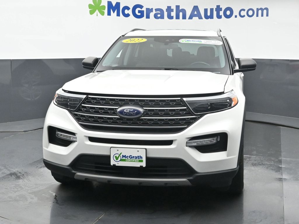 2022 Ford Explorer XLT photo 3