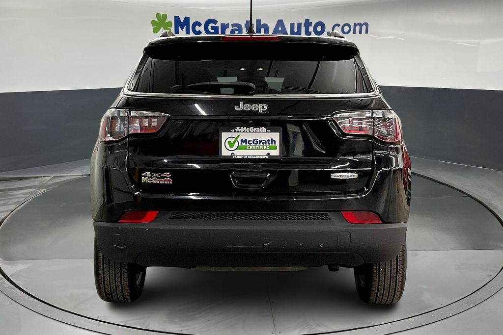 2021 Jeep Compass Latitude photo 4