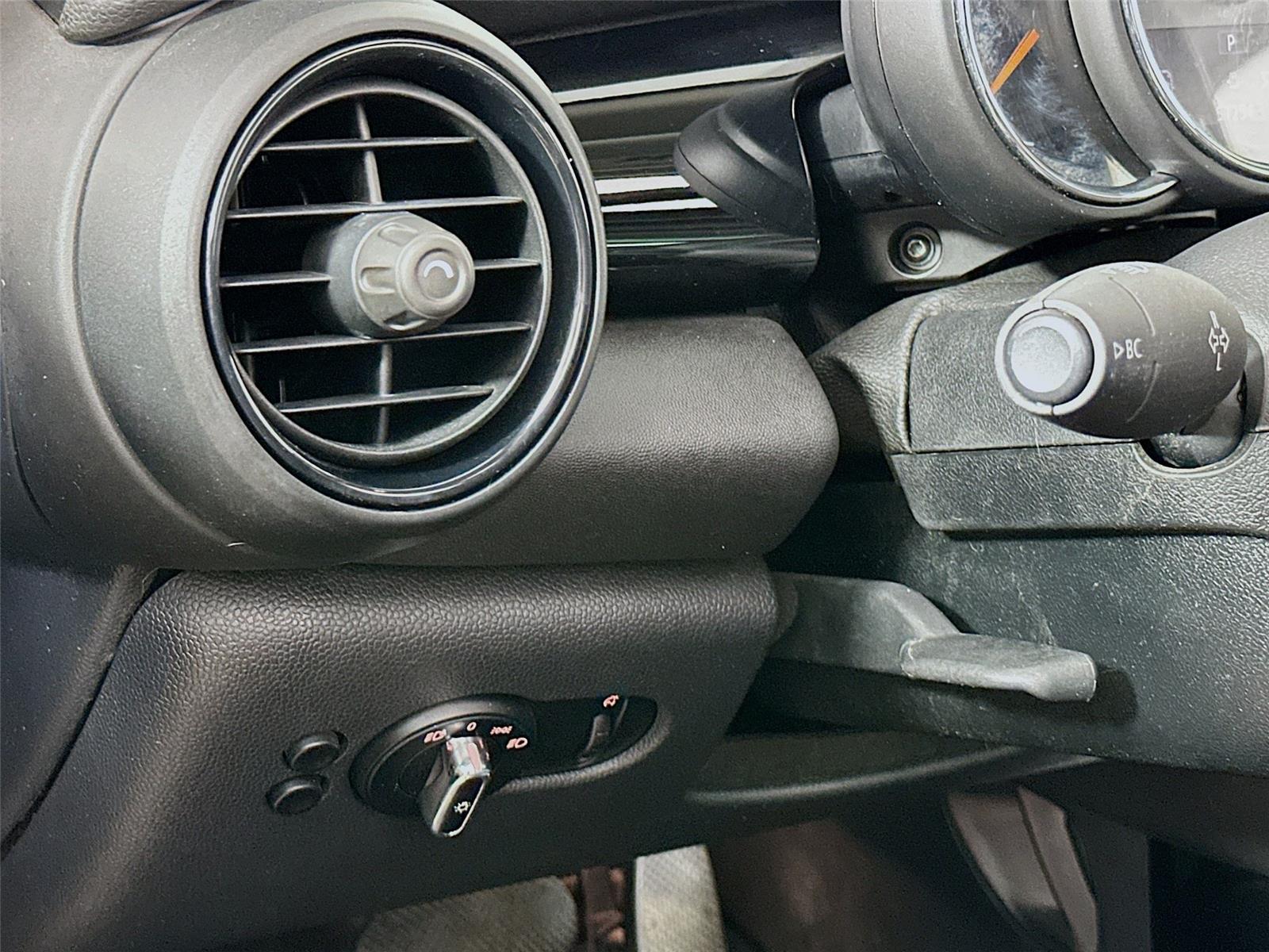 2019 Mini Cooper 2 Door Hardtop photo 10