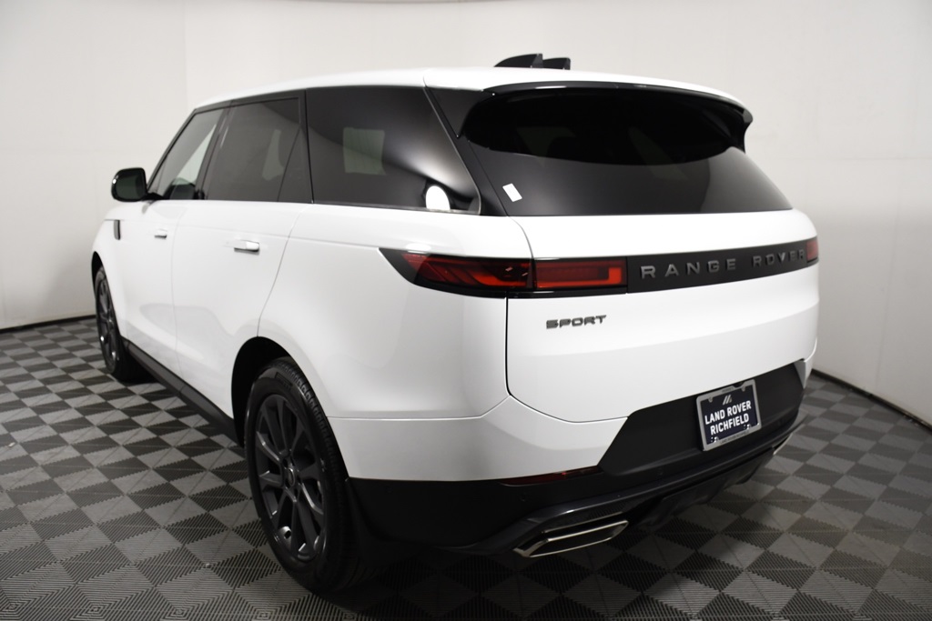 2025 Land Rover Range Rover Sport P360 S photo 4