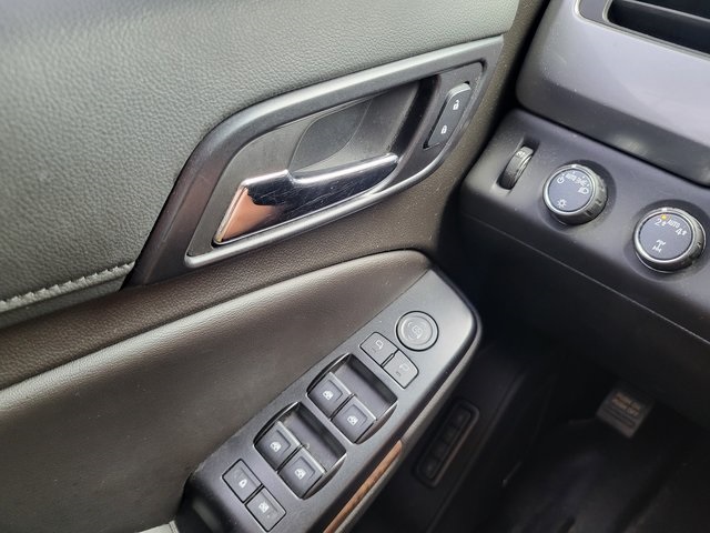2018 Chevrolet Tahoe LT photo 9