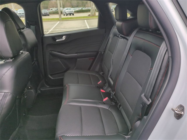 2025 Ford Escape ST-Line photo 13