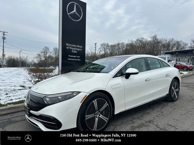 2023 Mercedes-Benz EQS Base's photo