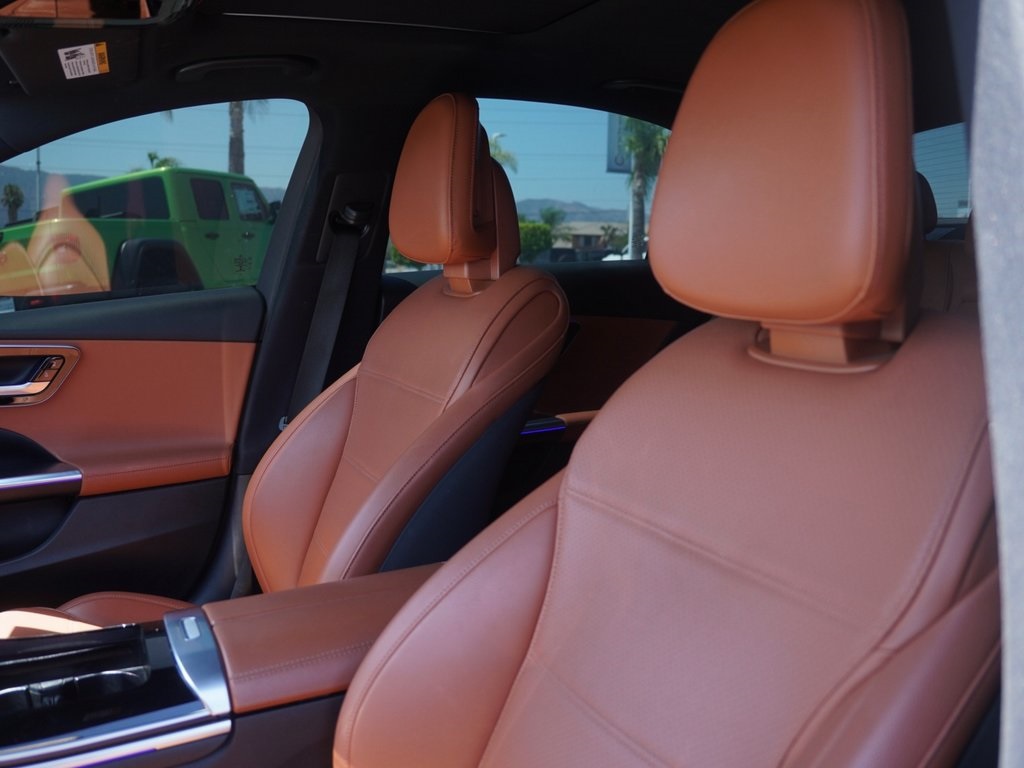 2022 Mercedes Benz C 300 photo 16