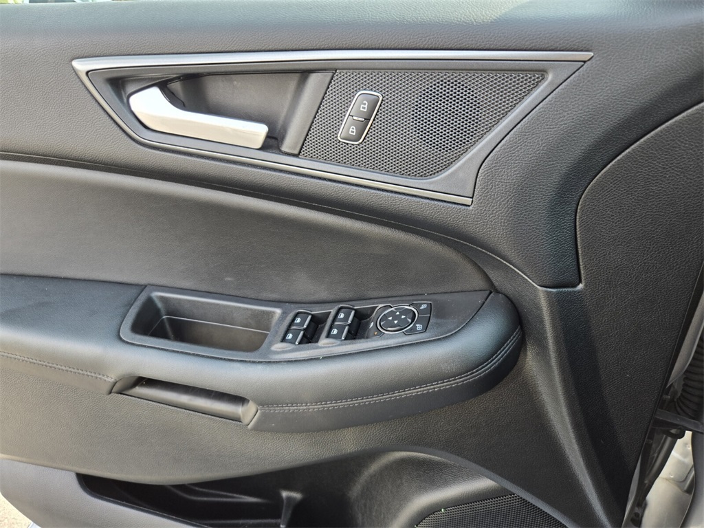 2024 Ford Edge SE photo 21